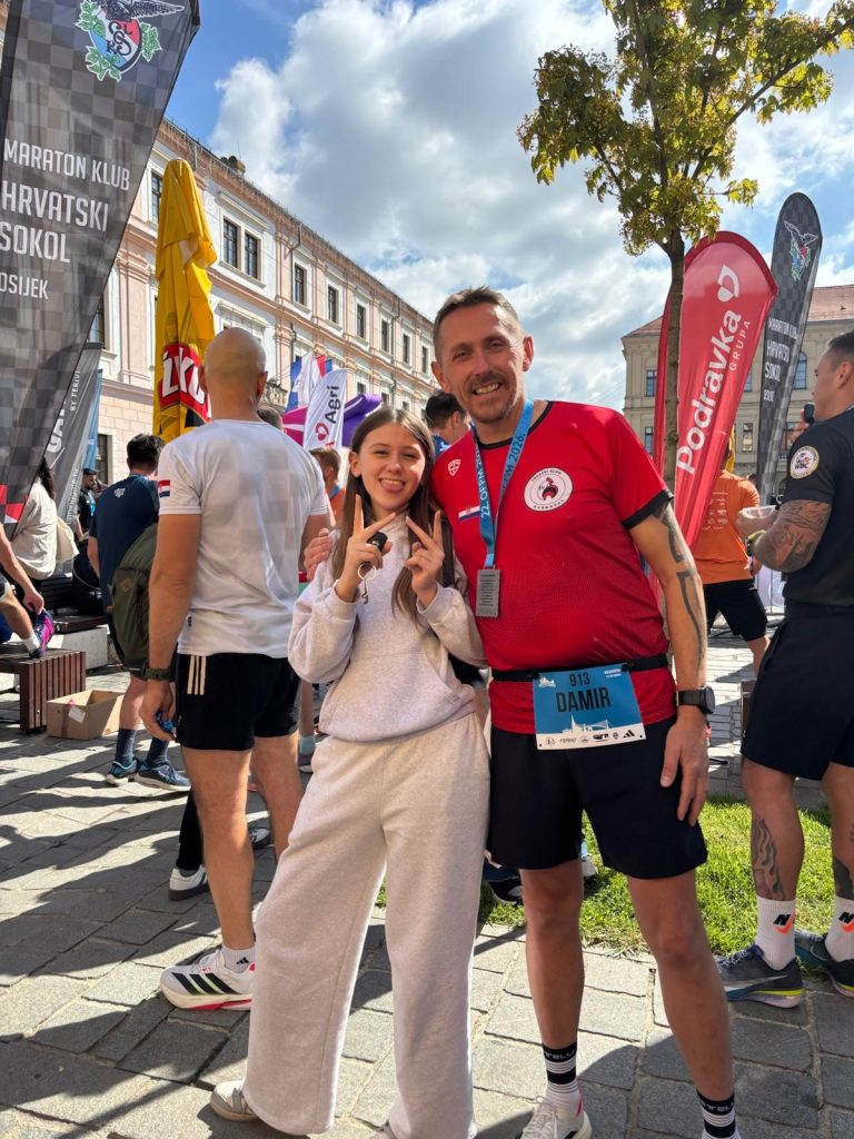 Damir Novogradec na 22.Osječkom polumaratonu