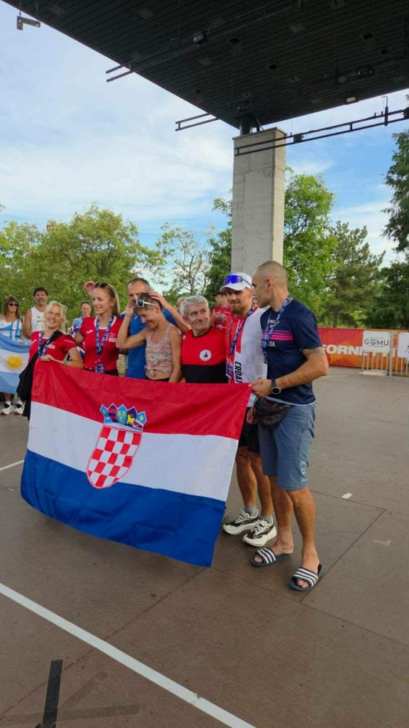 POVIJEST ZA TRKAČKI KLUB ĐURĐEVAC: Mirko Antoljak uspješno završio Svjetsko prvenstvo u trčanju na 6 dana!